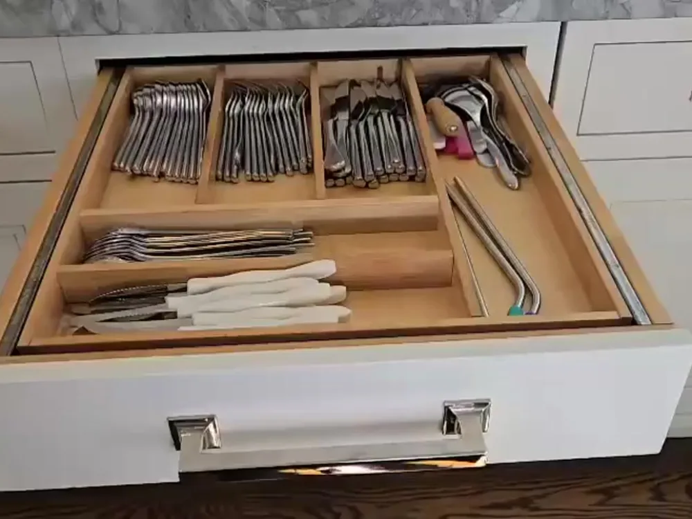 Kitchen cabinet organization